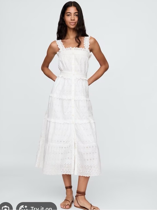 GAP Dresses & Skirts - GAP x DÔEN White Eyelet Tiered Midi Dress